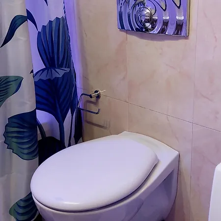 Kyverti Apartment
